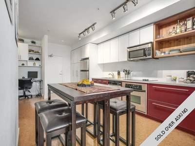 Mount Pleasant VE Condo for sale:  1 bedroom 675 sq.ft. (Listed 2017-11-14)